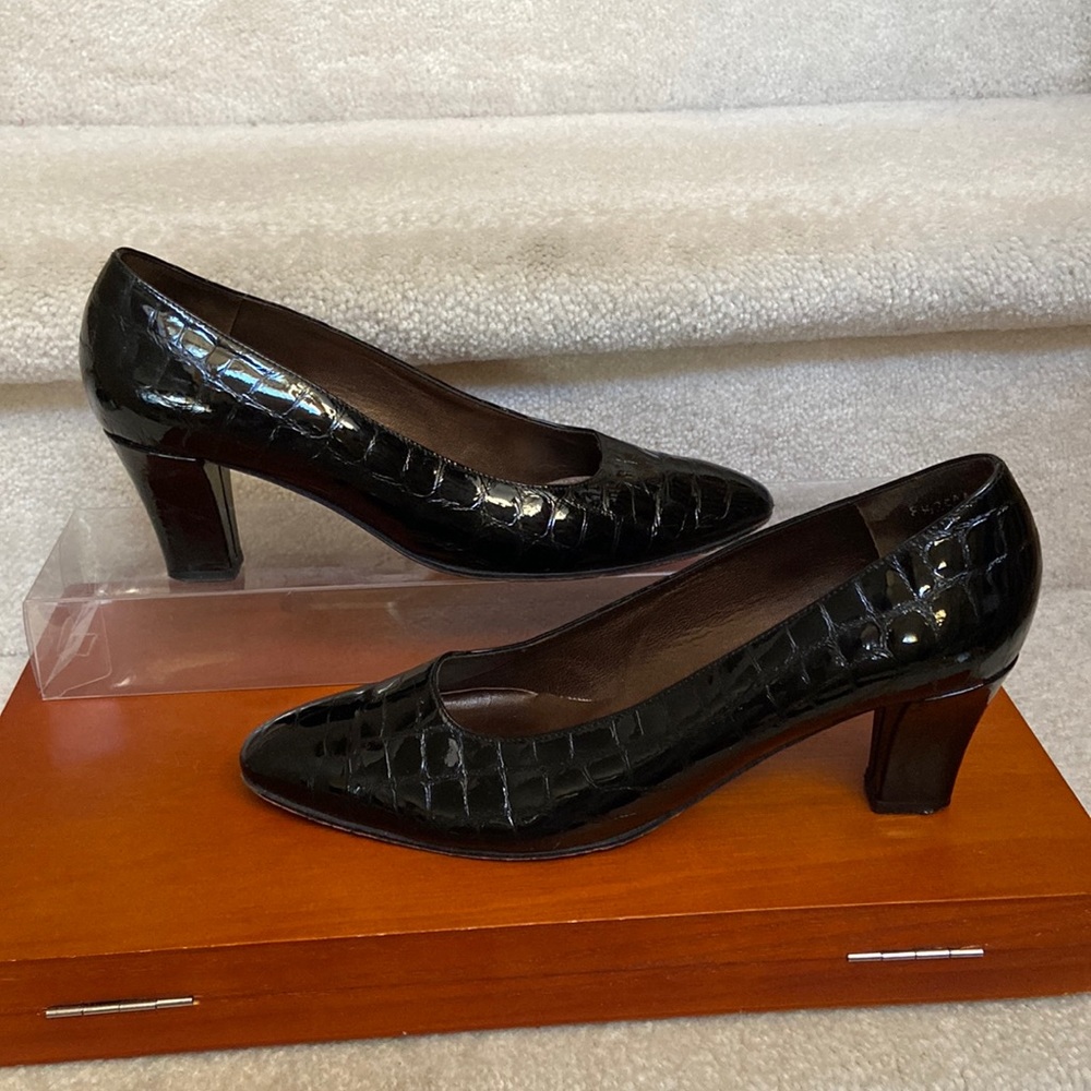thomas wallace leather croc embossed pumps 8.5 N